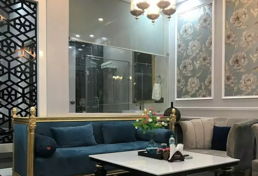 Hotelli Minakshi International