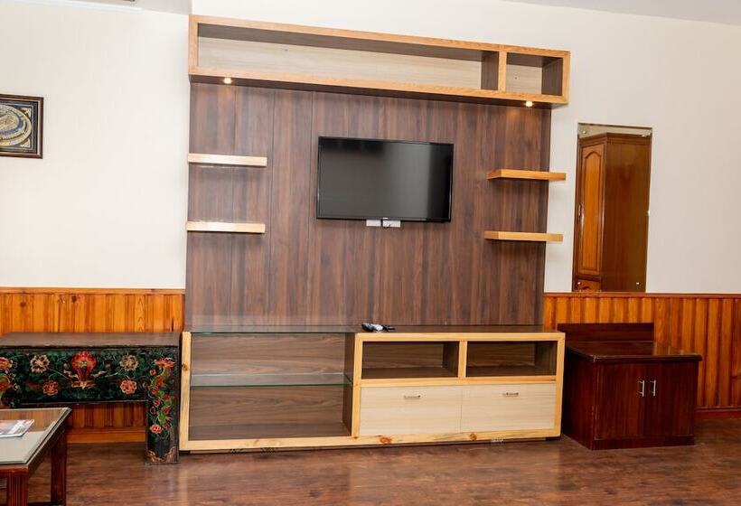 هتل Mukhum International