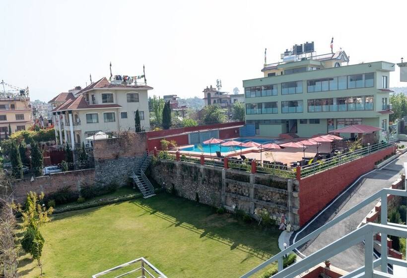 هتل Mukhum International