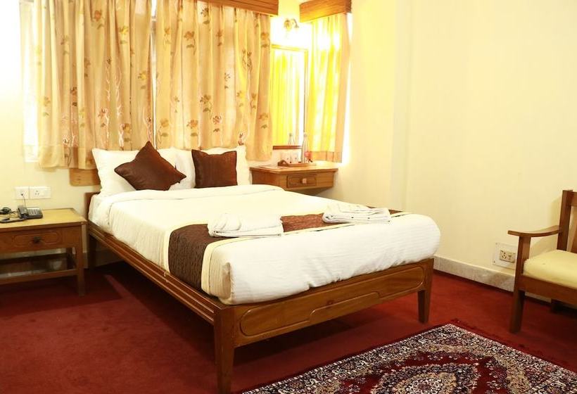 ホテル Norbu Gong Residency