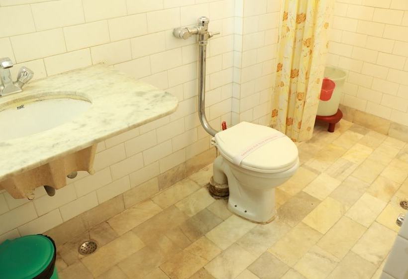 ホテル Norbu Gong Residency