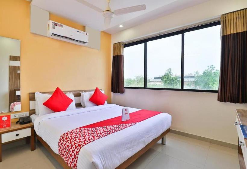 Hotel Red Rose Guest House