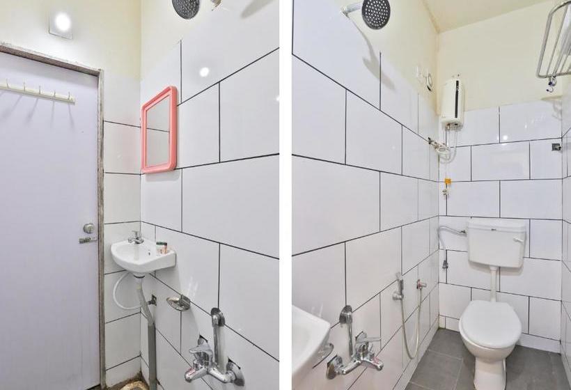 Hotel Red Rose Guest House