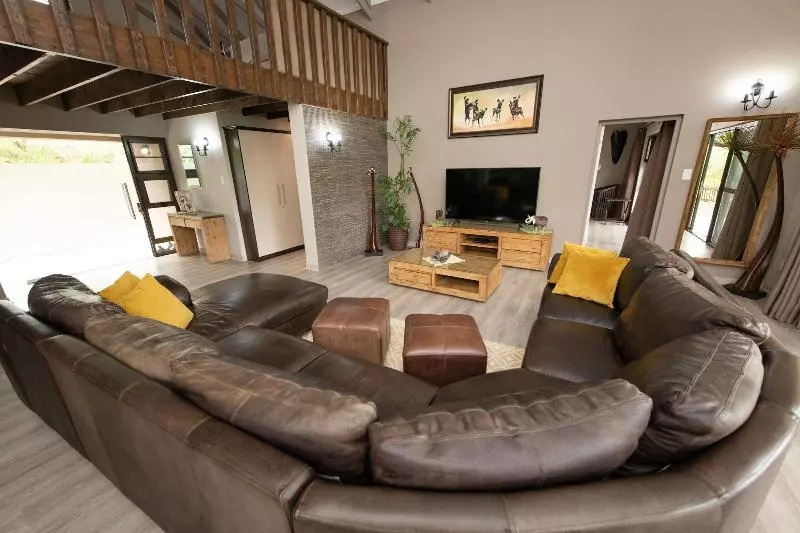 ホテル Twiga Travel