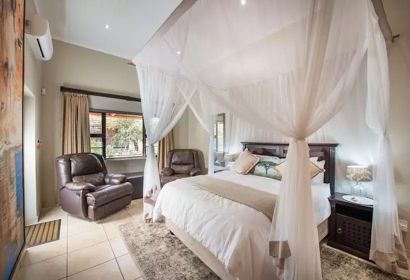 ホテル Twiga Travel