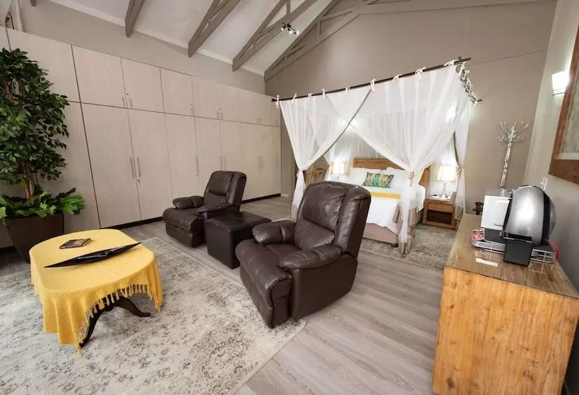 ホテル Twiga Travel