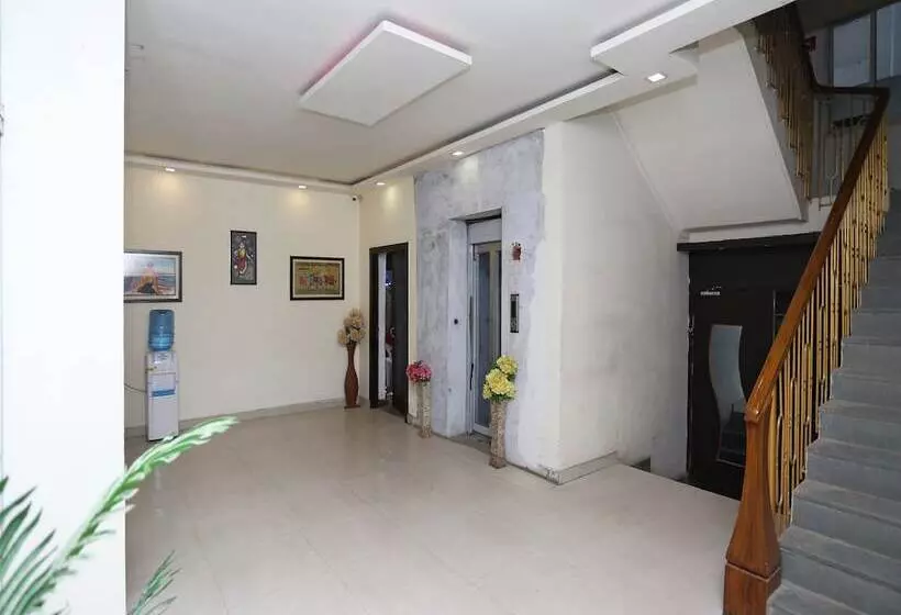 Hotelli Varanasi International