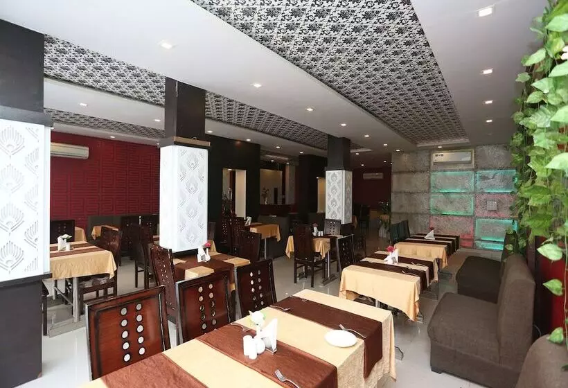 Hotelli Varanasi International