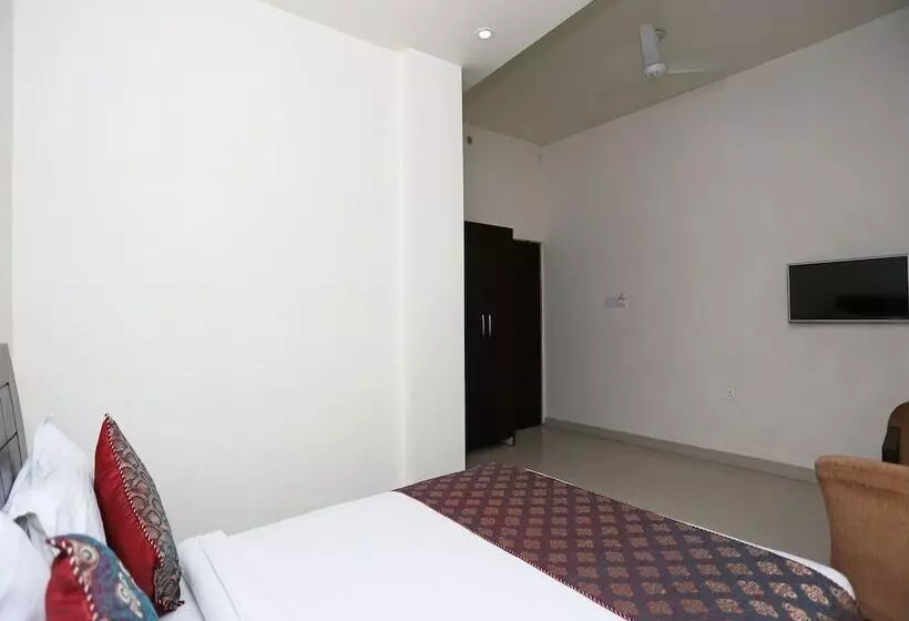 Hotelli Varanasi International