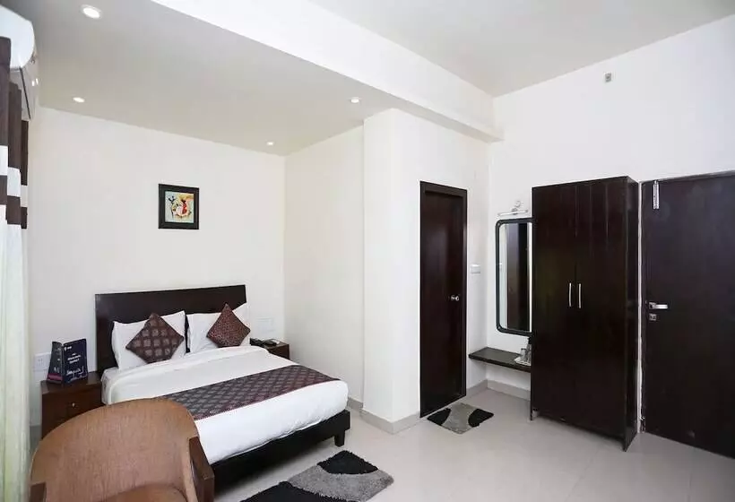 Hotelli Varanasi International