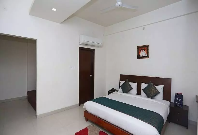 Hotelli Varanasi International