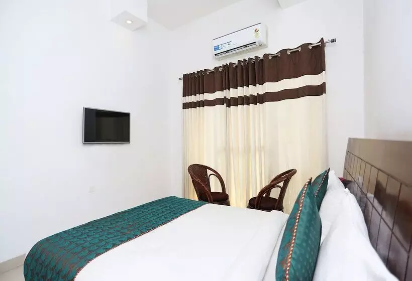Hotelli Varanasi International