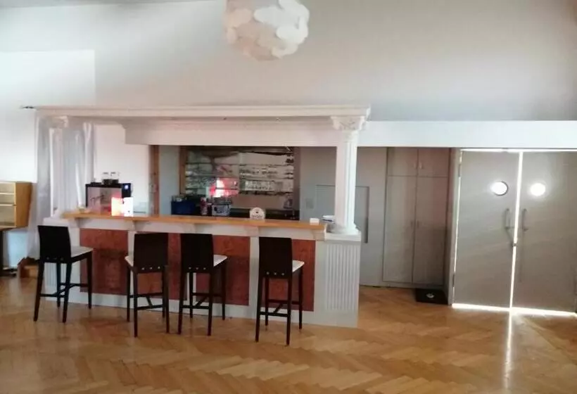 Hotelli Zimmervermietung Gasthof Lamm, Zugang Selbstständig über Schlüsseltresor