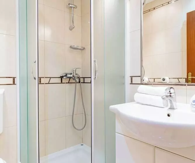 پانسیون Apartments Mara