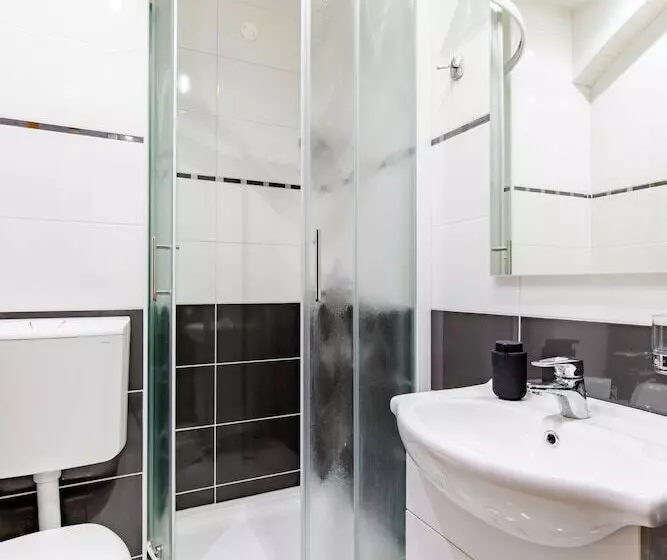 پانسیون Apartments Mara