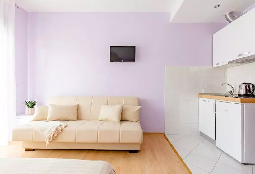 پانسیون Apartments Mara