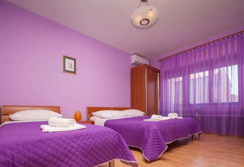 پانسیون Apartments Mara