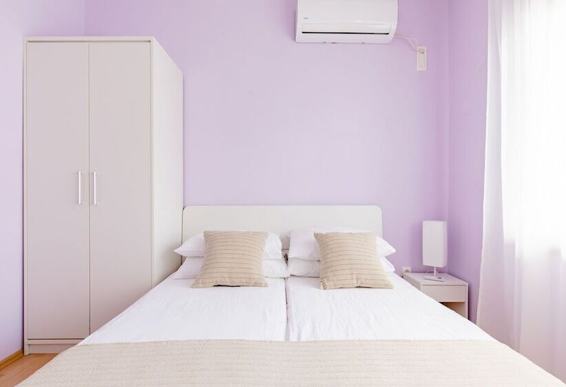 پانسیون Apartments Mara