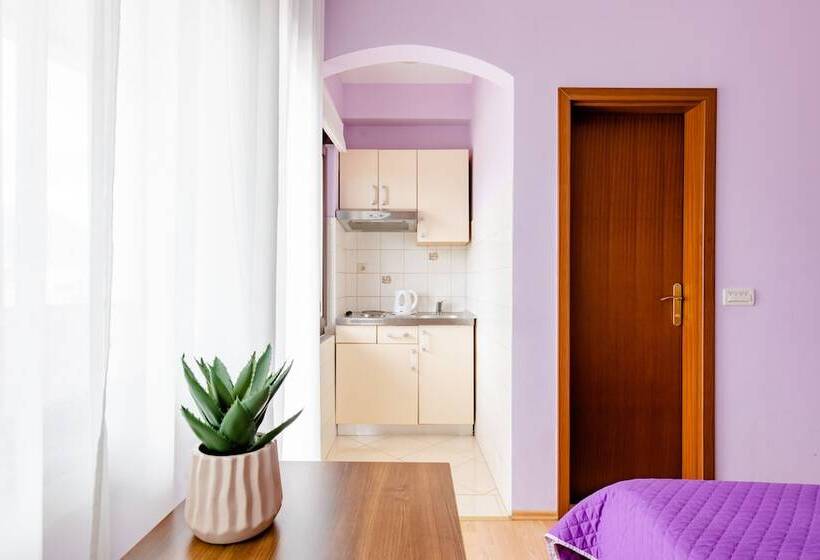 پانسیون Apartments Mara