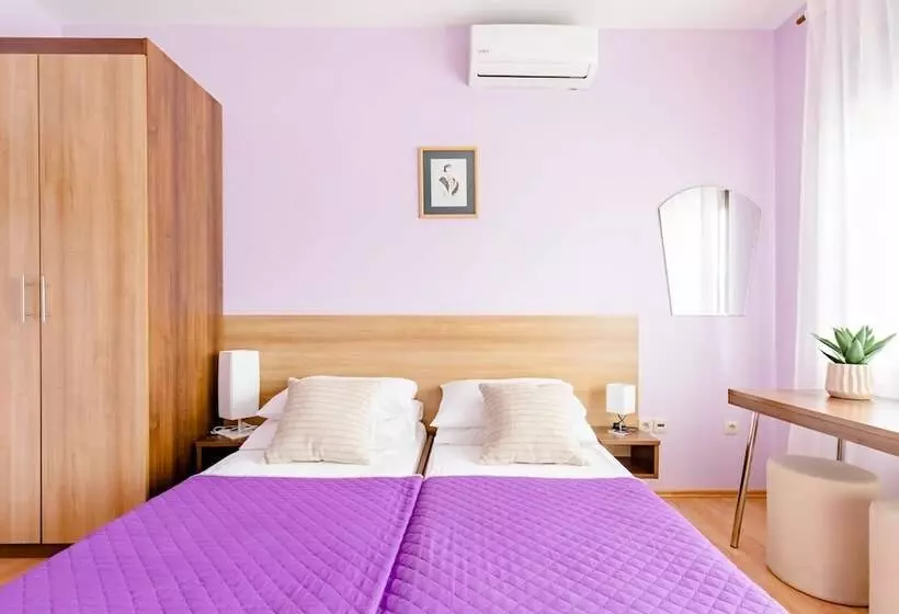 پانسیون Apartments Mara