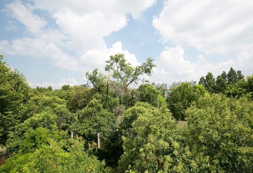 펜션 Cambridge Villa With 5 Brs