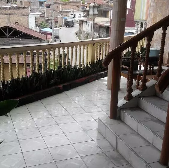 Majatalo Melissa Palace Hotel And Karaoke