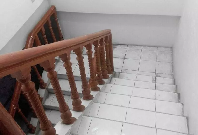 Majatalo Melissa Palace Hotel And Karaoke