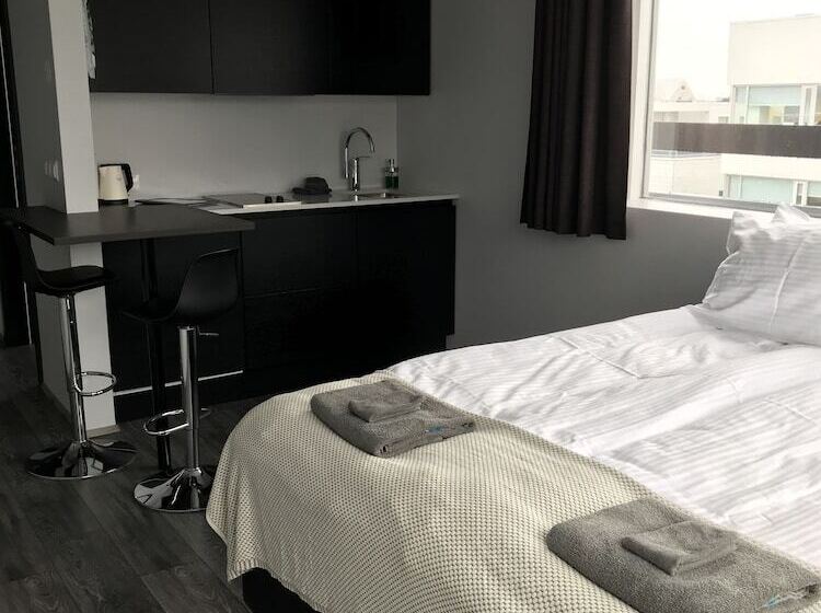 Svala Apartments By Heimaleiga