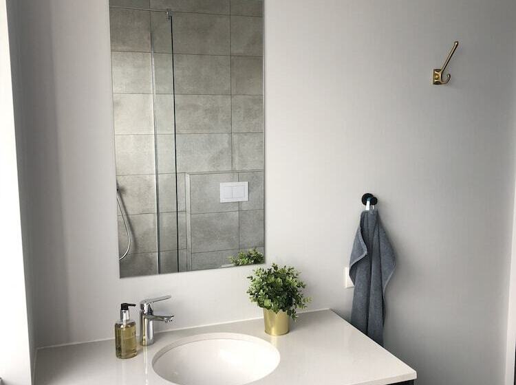 Svala Apartments By Heimaleiga