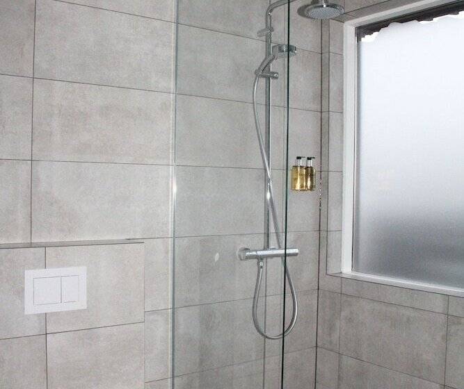 Svala Apartments By Heimaleiga