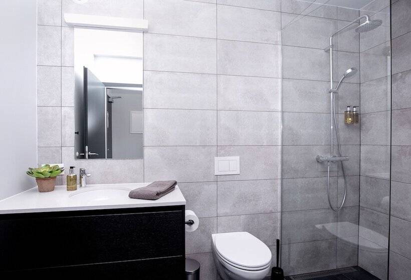 Svala Apartments By Heimaleiga