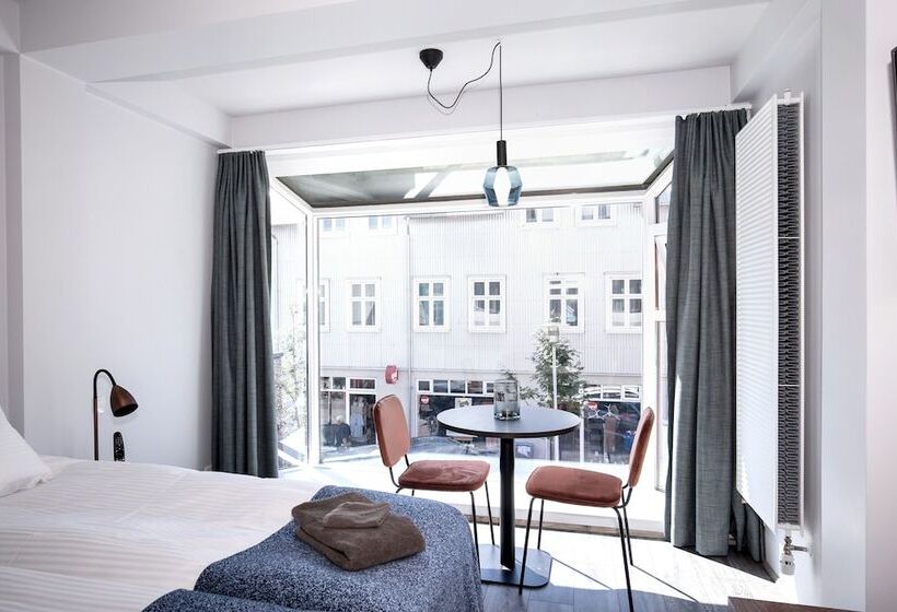 Svala Apartments By Heimaleiga