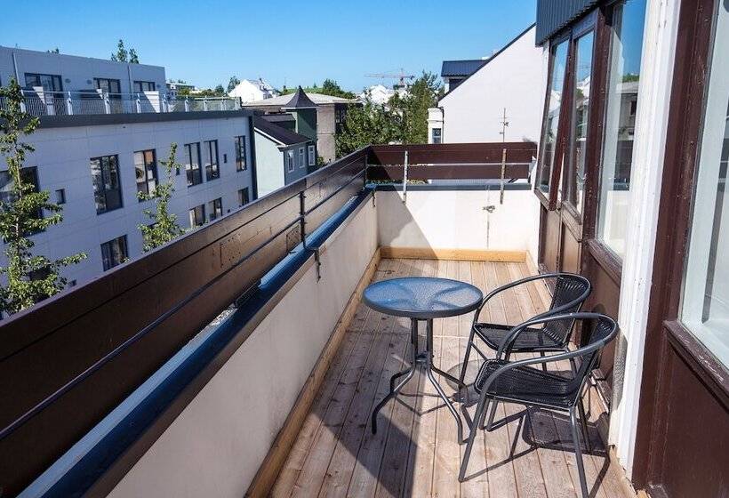 Svala Apartments By Heimaleiga