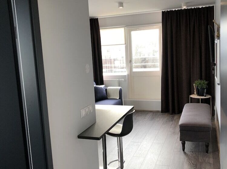 Svala Apartments By Heimaleiga