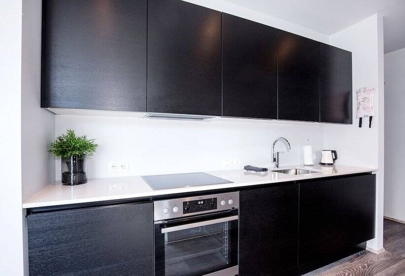 Svala Apartments By Heimaleiga