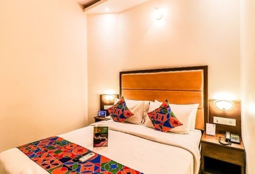 Fabhotel Admiral Nr Mumbai International Airport