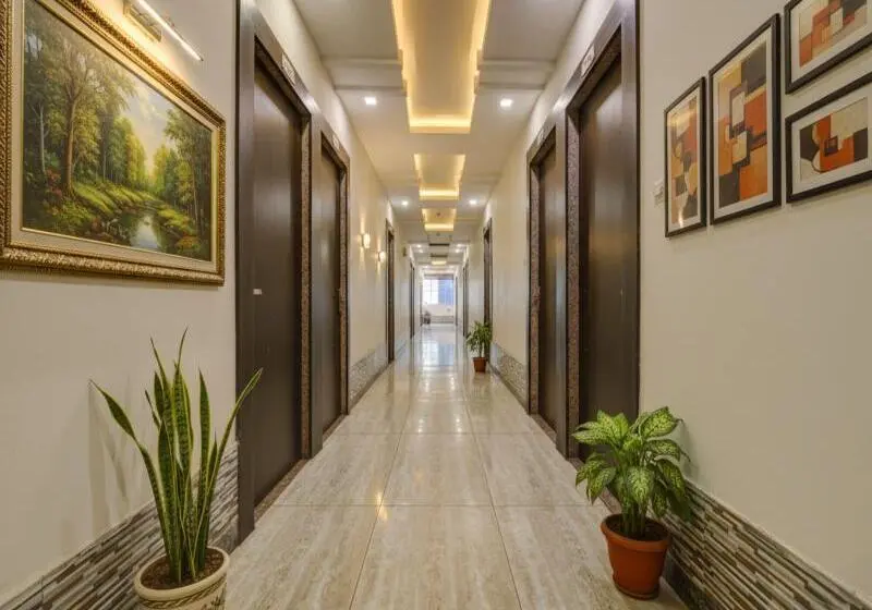 Fabhotel Csfc Near Bhopal Railway Station