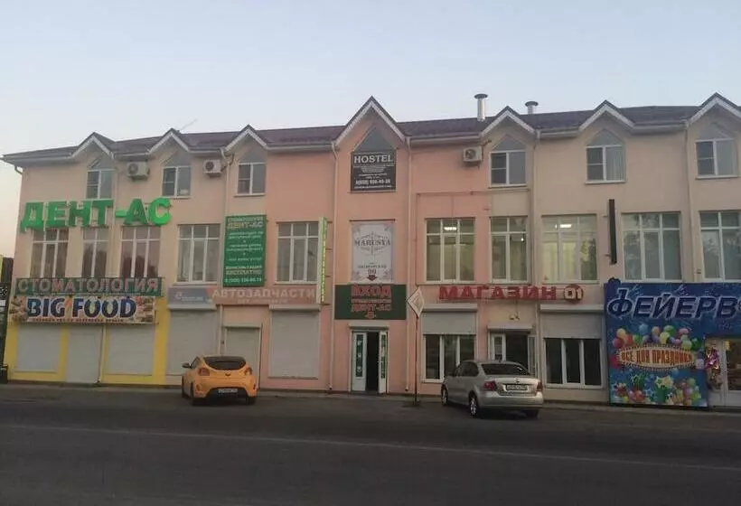 Hostel Well