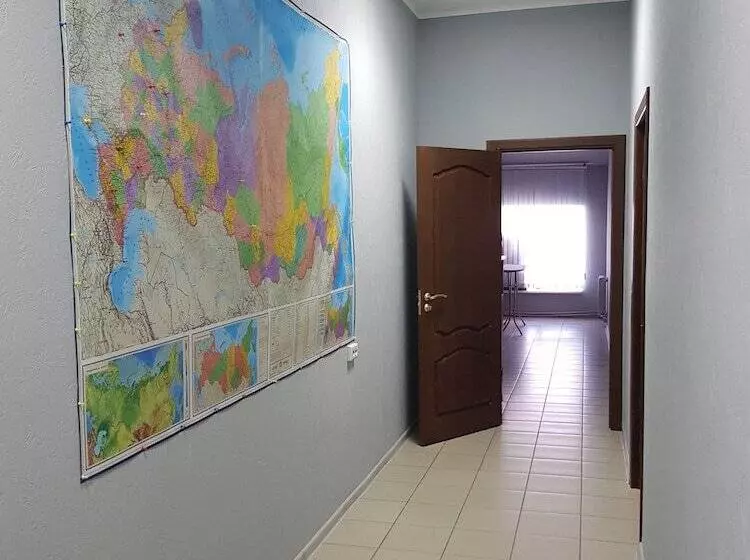Hostel Well