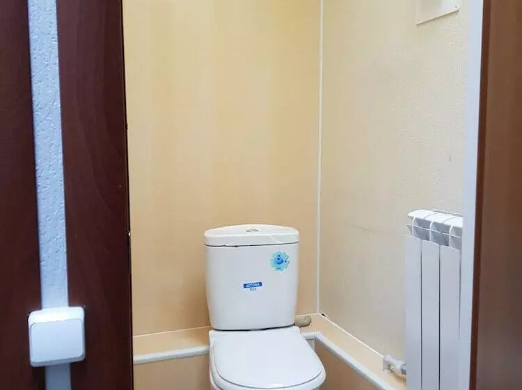 Hostel Well