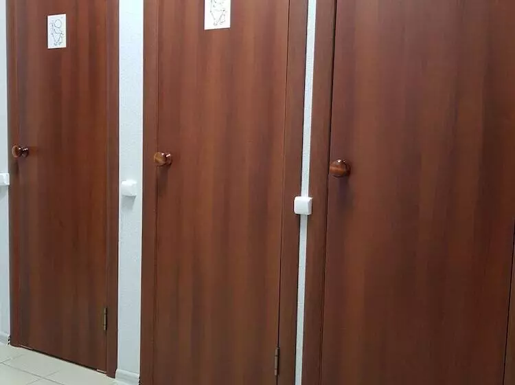 Hostel Well