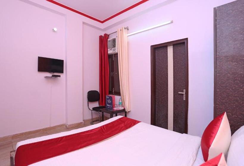 בית מלון כפרי Royal King By Oyo Rooms