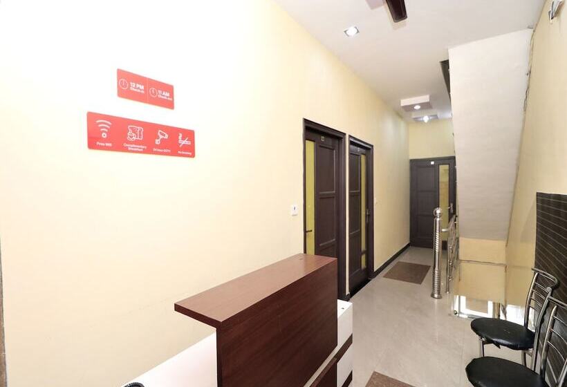 فندق Silver Star By Oyo Rooms