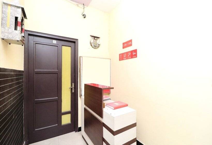 فندق Silver Star By Oyo Rooms