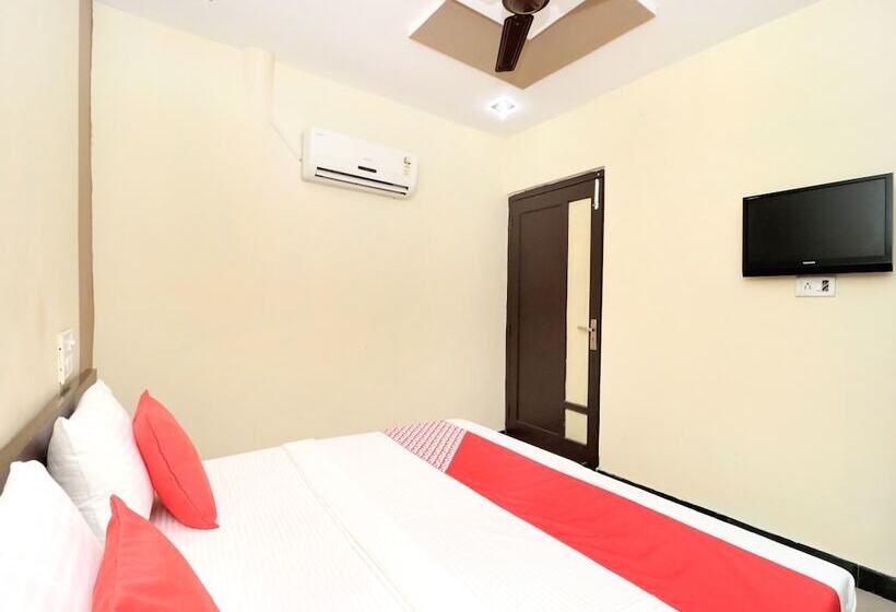 فندق Silver Star By Oyo Rooms