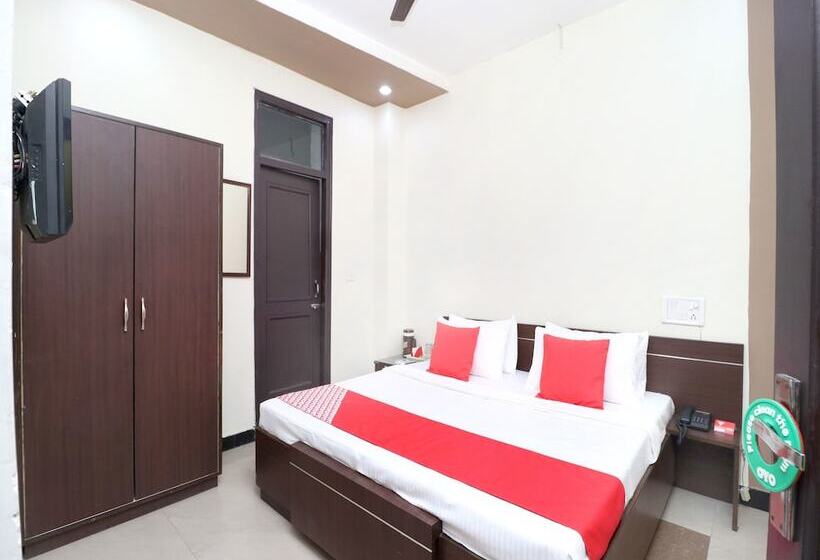 فندق Silver Star By Oyo Rooms