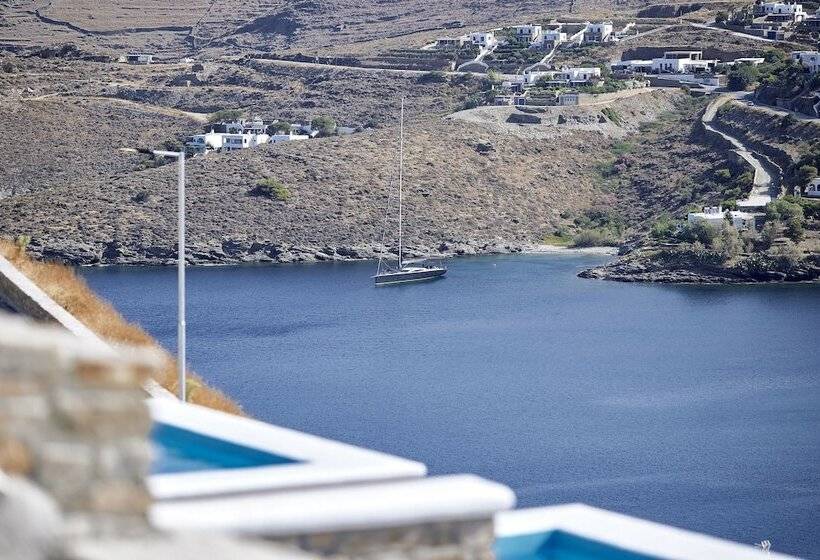 住所  Emgard Suites Kythnos