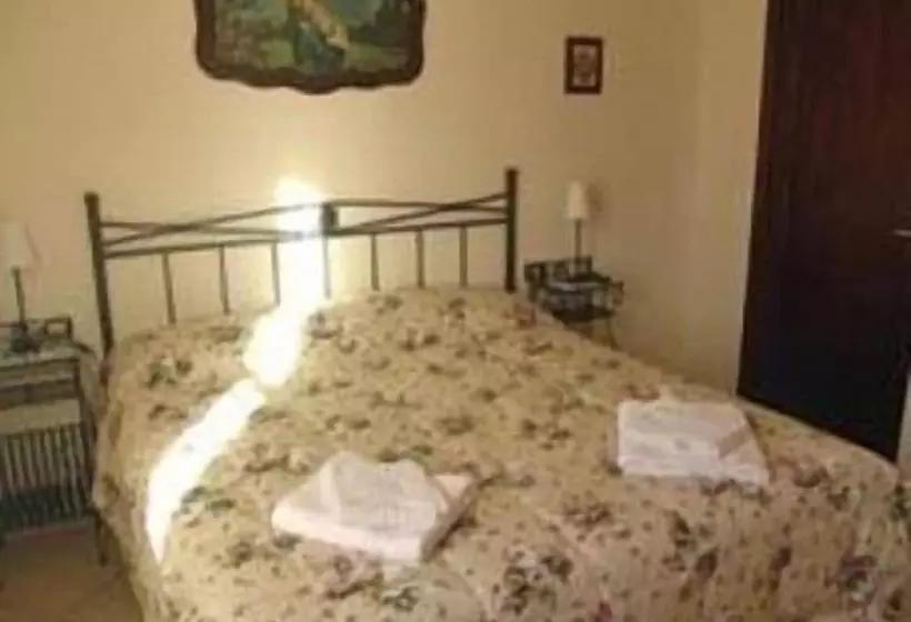 ベッドアンドブレックファースト Leonardo