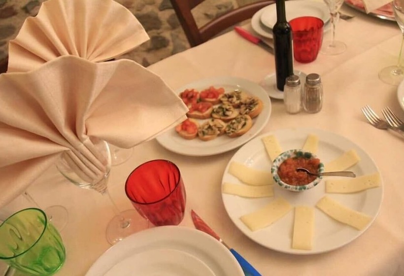 مبيت وإفطار Leonardo