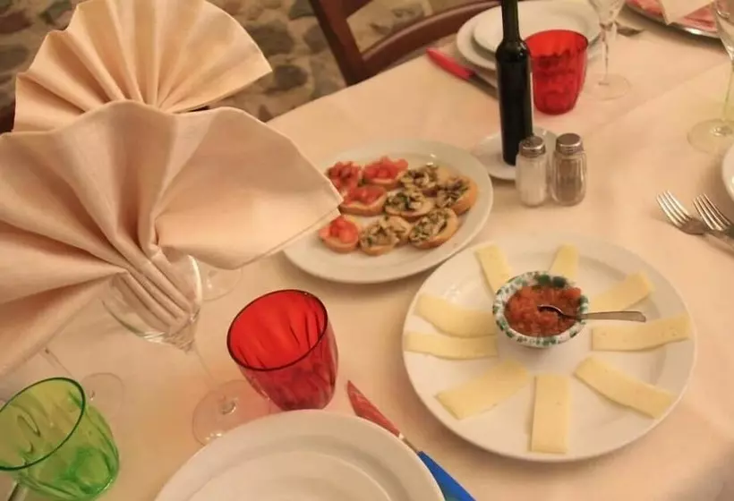 ベッドアンドブレックファースト Leonardo